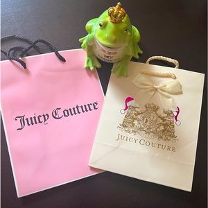 Juicy couture 2 unused paper shopping bags. Christmas bag and Pin…